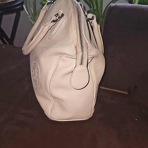Beige Aigner Shoulder Bag - Picture 6 of 8